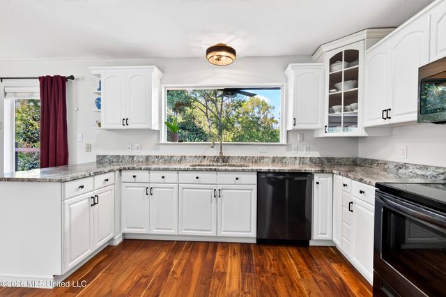 11440 Haleiwa Place, Diamondhead, MS 39525