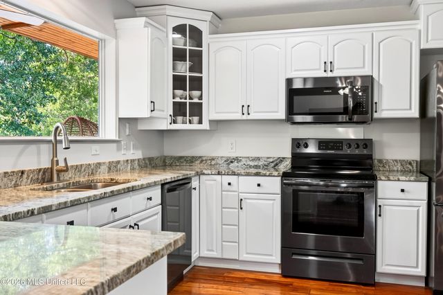 11440 Haleiwa Place, Diamondhead, MS 39525