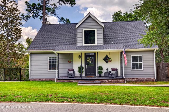 11440 Haleiwa Place, Diamondhead, MS 39525