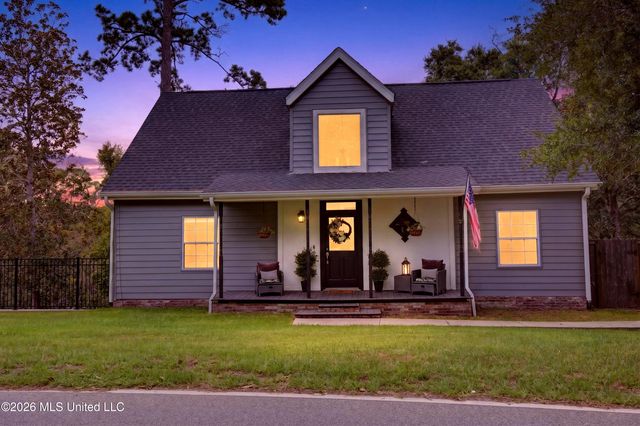 11440 Haleiwa Place, Diamondhead, MS 39525