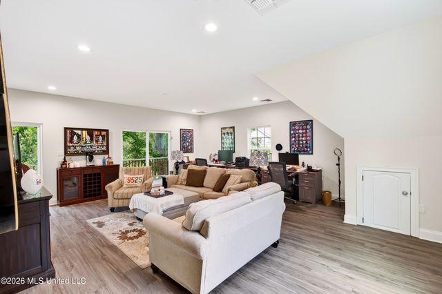 11440 Haleiwa Place, Diamondhead, MS 39525