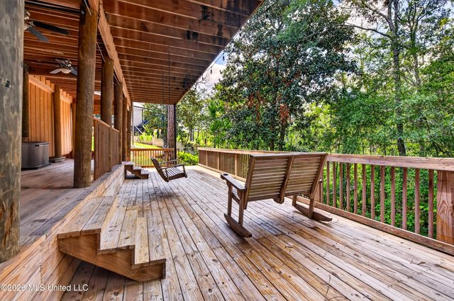 11440 Haleiwa Place, Diamondhead, MS 39525