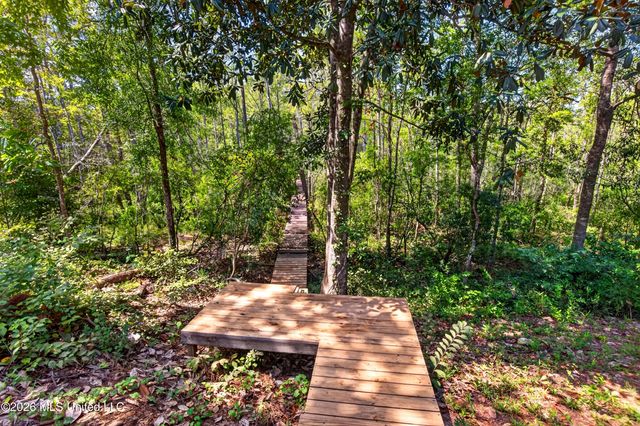 11440 Haleiwa Place, Diamondhead, MS 39525