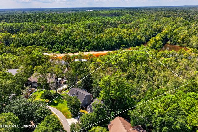 11440 Haleiwa Place, Diamondhead, MS 39525
