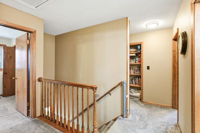 1209 Westwood Drive SW, Faribault, MN 55021