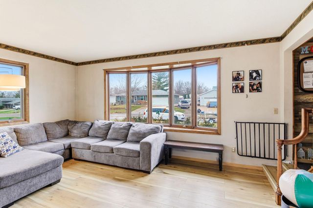 1209 Westwood Drive SW, Faribault, MN 55021