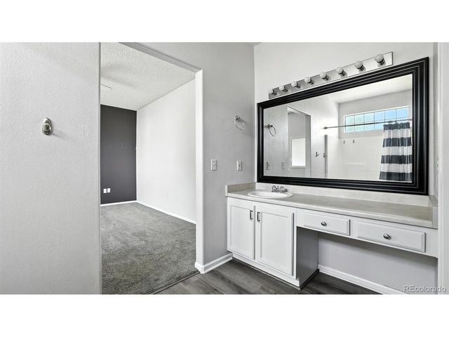 5289 Mountain Air Cir, Colorado Springs, CO 80916