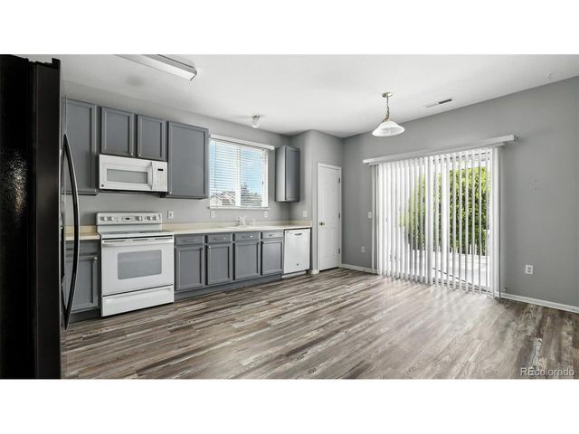 5289 Mountain Air Cir, Colorado Springs, CO 80916