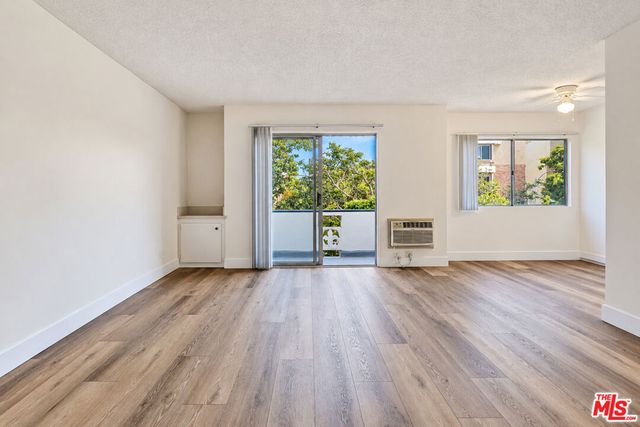 825 S Bedford Street 205, Los Angeles, CA 90035