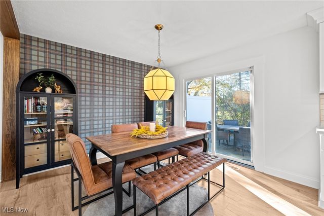 830 S Parkview Drive, Aurora, OH 44202