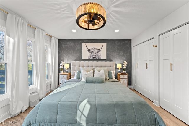 830 S Parkview Drive, Aurora, OH 44202