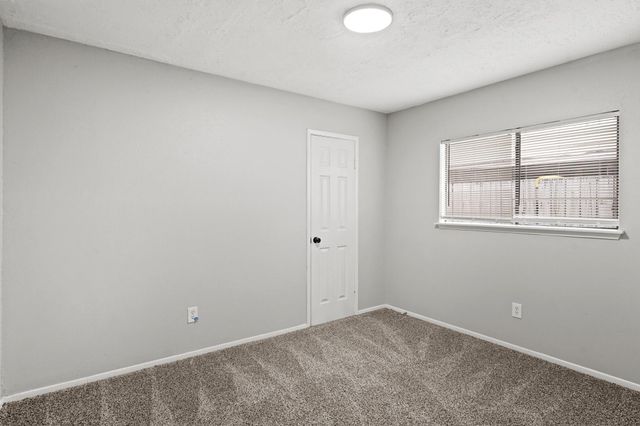 7215 Trogon Lane, Houston, TX 77083