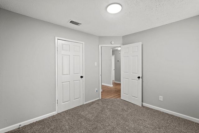 7215 Trogon Lane, Houston, TX 77083
