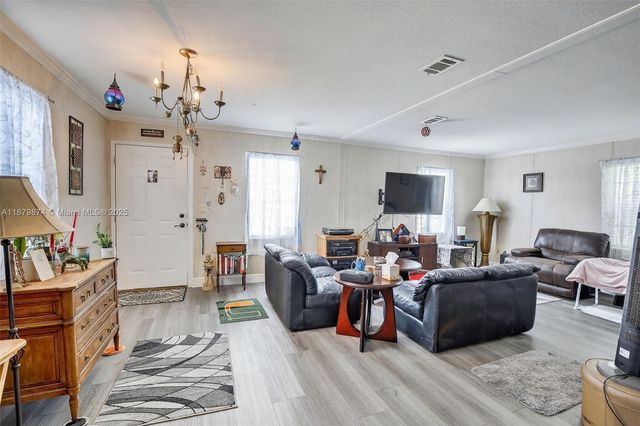 21651 NW 3rd St, Pembroke Pines, FL 33029