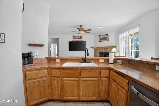 27961 Ack Ack Court, Tehachapi, CA 93561