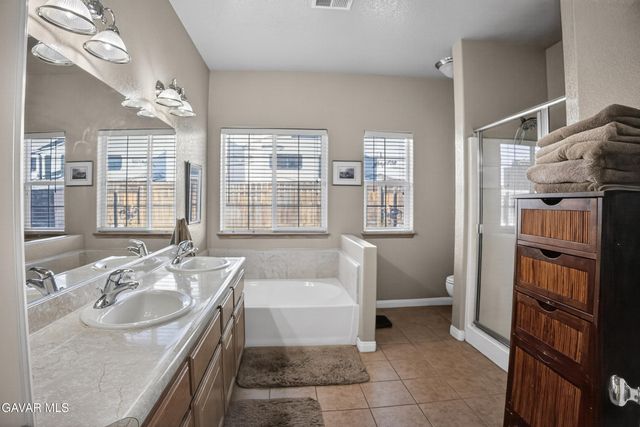 27961 Ack Ack Court, Tehachapi, CA 93561