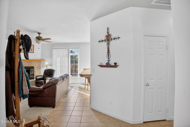 27961 Ack Ack Court, Tehachapi, CA 93561