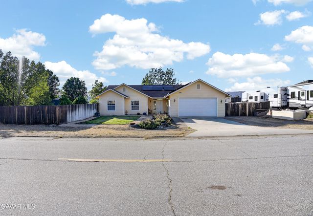 27961 Ack Ack Court, Tehachapi, CA 93561
