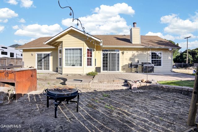 27961 Ack Ack Court, Tehachapi, CA 93561