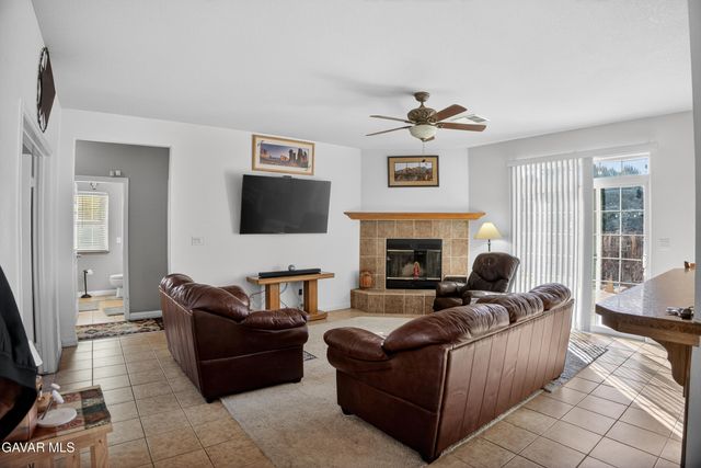 27961 Ack Ack Court, Tehachapi, CA 93561