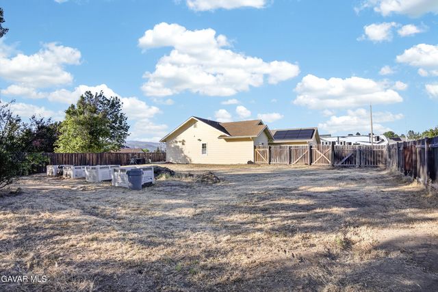 27961 Ack Ack Court, Tehachapi, CA 93561