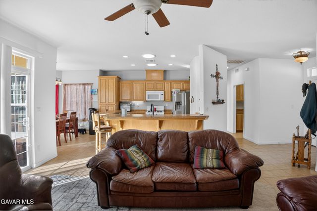27961 Ack Ack Court, Tehachapi, CA 93561