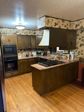705 S Dryden Place, Arlington Heights, IL 60005