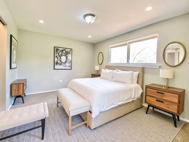 903 Blackhawk Drive, University Park, IL 60484