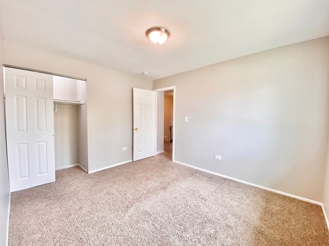 903 Blackhawk Drive, University Park, IL 60484