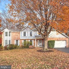 510 FAIRFAX LN, Herndon, VA 20170