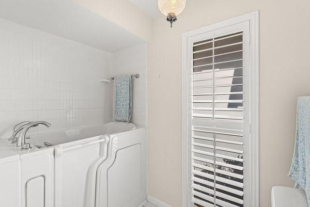 383 Villa Drive S, Atlantis, FL 33462