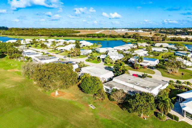 383 Villa Drive S, Atlantis, FL 33462