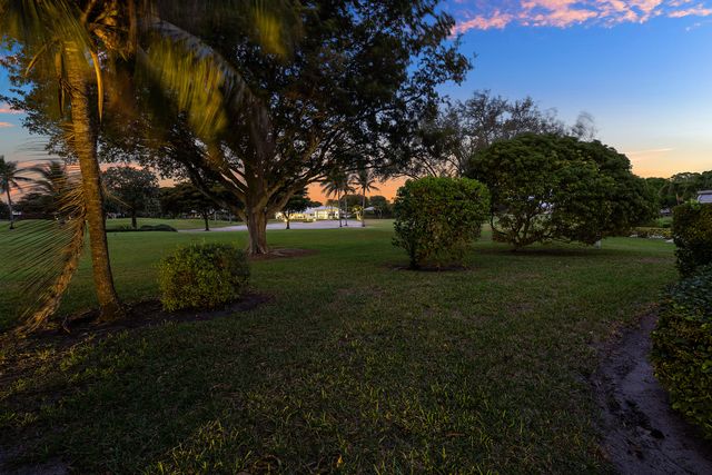 383 Villa Drive S, Atlantis, FL 33462