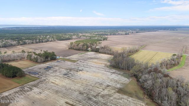 230 Boone Lane, Arapahoe, NC 28510