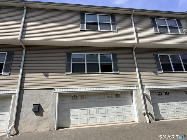 5 Rockland Road B4, Norwalk, CT 06854
