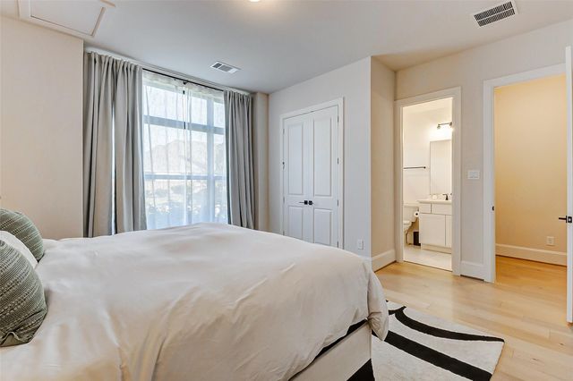 7606 Redwoods Forest Drive, Katy, TX 77493