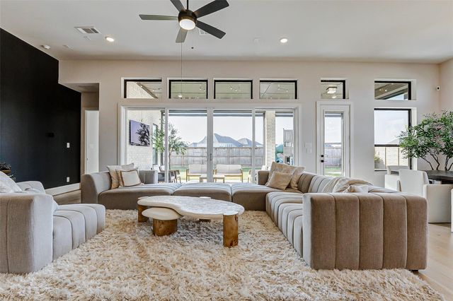 7606 Redwoods Forest Drive, Katy, TX 77493