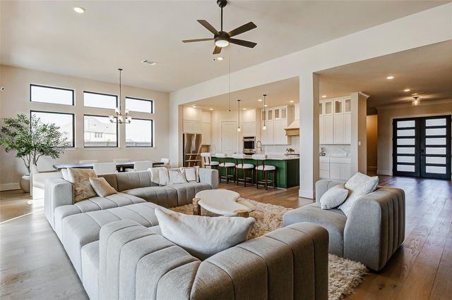 7606 Redwoods Forest Drive, Katy, TX 77493