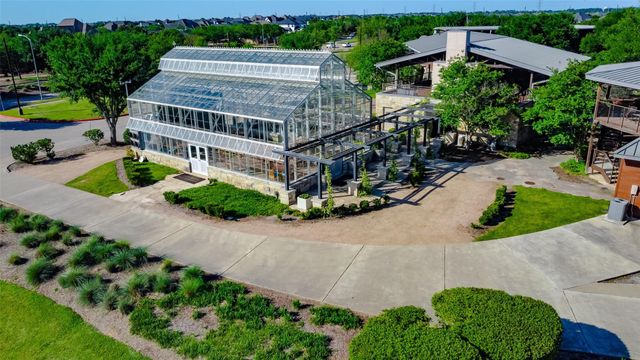 7606 Redwoods Forest Drive, Katy, TX 77493