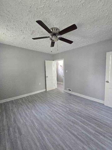 3503 E 25th Street, Kansas City, MO 64127