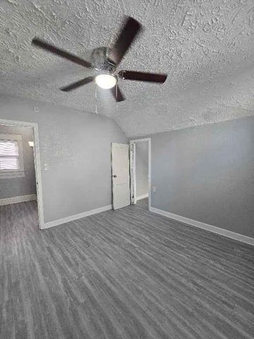 3503 E 25th Street, Kansas City, MO 64127