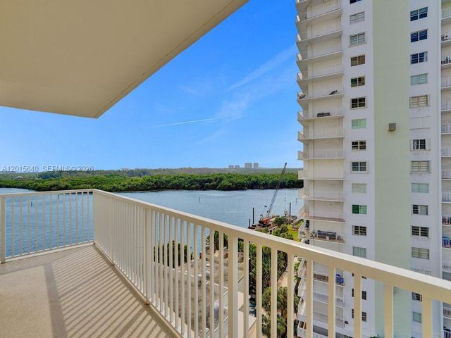 300 Bayview Dr 906, Sunny Isles Beach, FL 33160