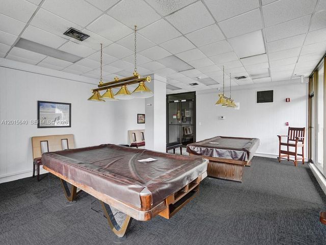 300 Bayview Dr 906, Sunny Isles Beach, FL 33160
