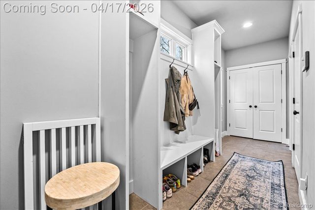 903 Hilldale Drive, Royal Oak, MI 48067