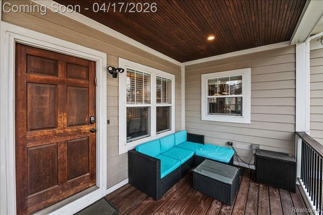 903 Hilldale Drive, Royal Oak, MI 48067