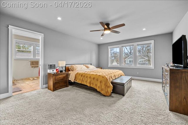 903 Hilldale Drive, Royal Oak, MI 48067