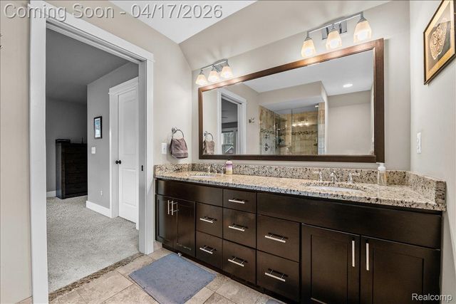 903 Hilldale Drive, Royal Oak, MI 48067