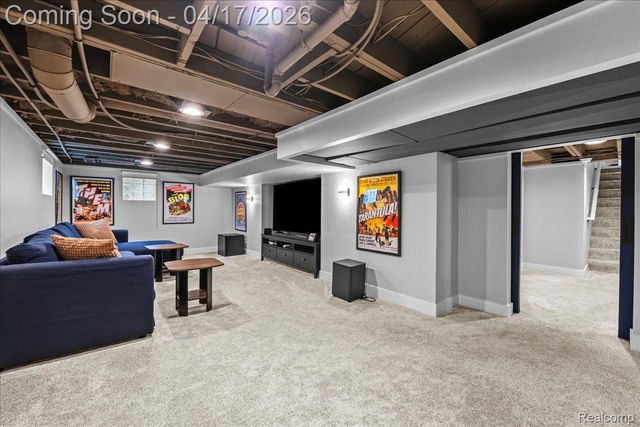 903 Hilldale Drive, Royal Oak, MI 48067