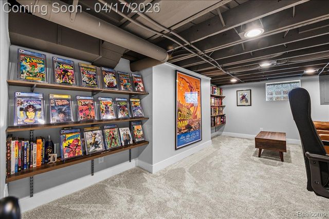 903 Hilldale Drive, Royal Oak, MI 48067