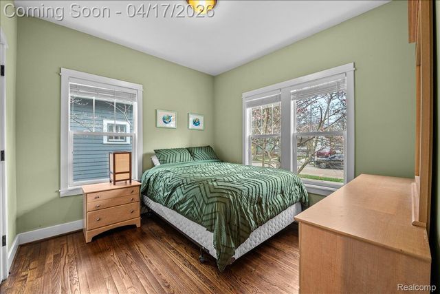 903 Hilldale Drive, Royal Oak, MI 48067